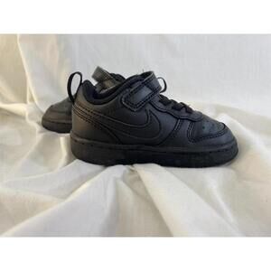 Nike Borough Low 2 Toddler 6c Sleek Black Low Top Comfort Elastic Laces Sneakers